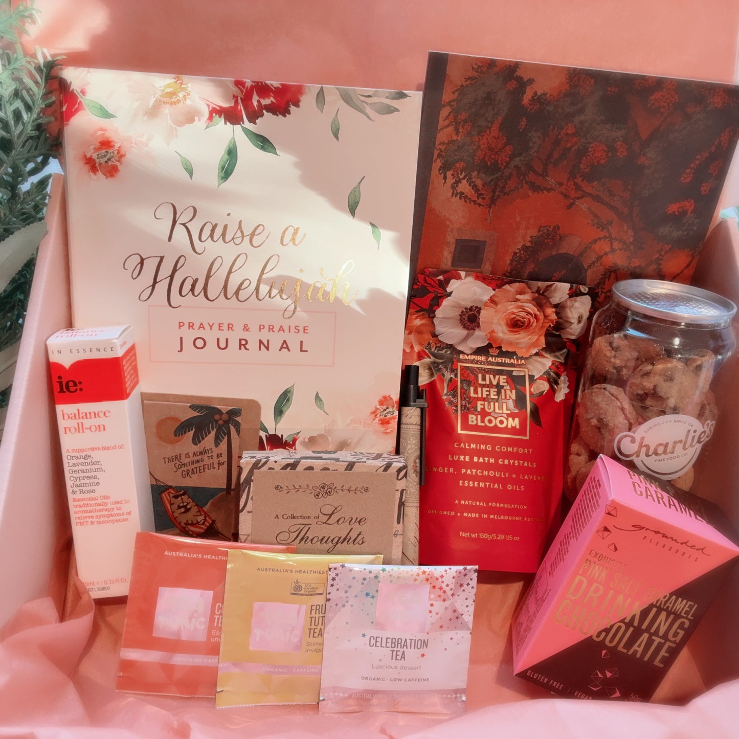 Raise a Hallelujah (Prayer and Praise) & Cocoa Joy - Christian Gift Box
